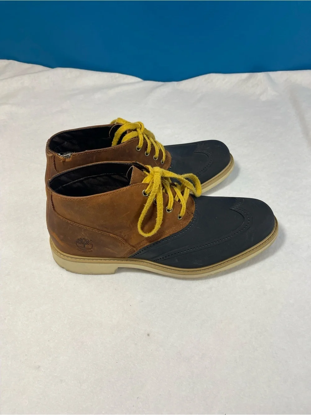 Timberland Waterproof Duck Chukka Boots Men’s 9.5 Brown Black Leather Ortholite